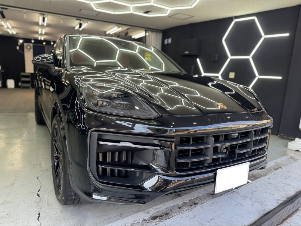 ポルシェ カイエン プレミアム洗車 横浜 西区 戸部町