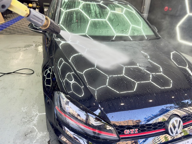 フォルクスワーゲン ゴルフGTI 高圧洗浄機 ケルヒャー 横浜