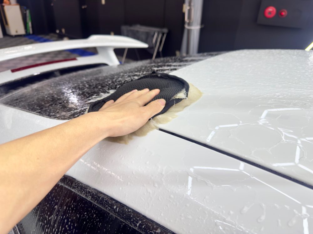 ポルシェ カレラ 911 手洗い洗車 ムートングローブ ムートン洗車 横浜