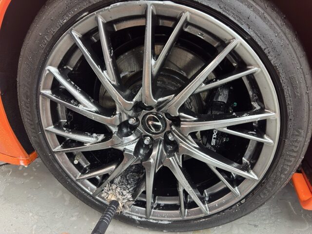レクサス RCF ホイール 洗浄 ホイールブラシ