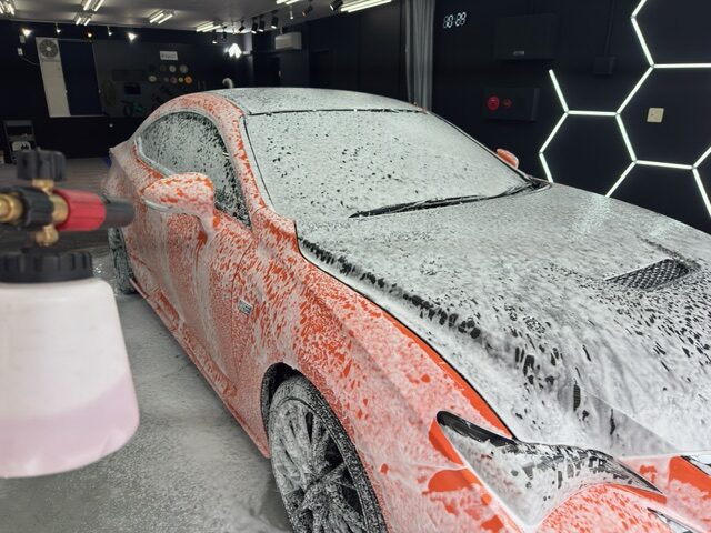 レクサス RCF 中性シャンプー フォームガン 泡 横浜