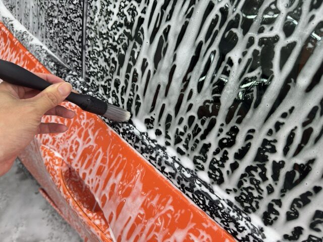 レクサス RCF 洗車ブラシ 隙間洗浄 横浜 西区