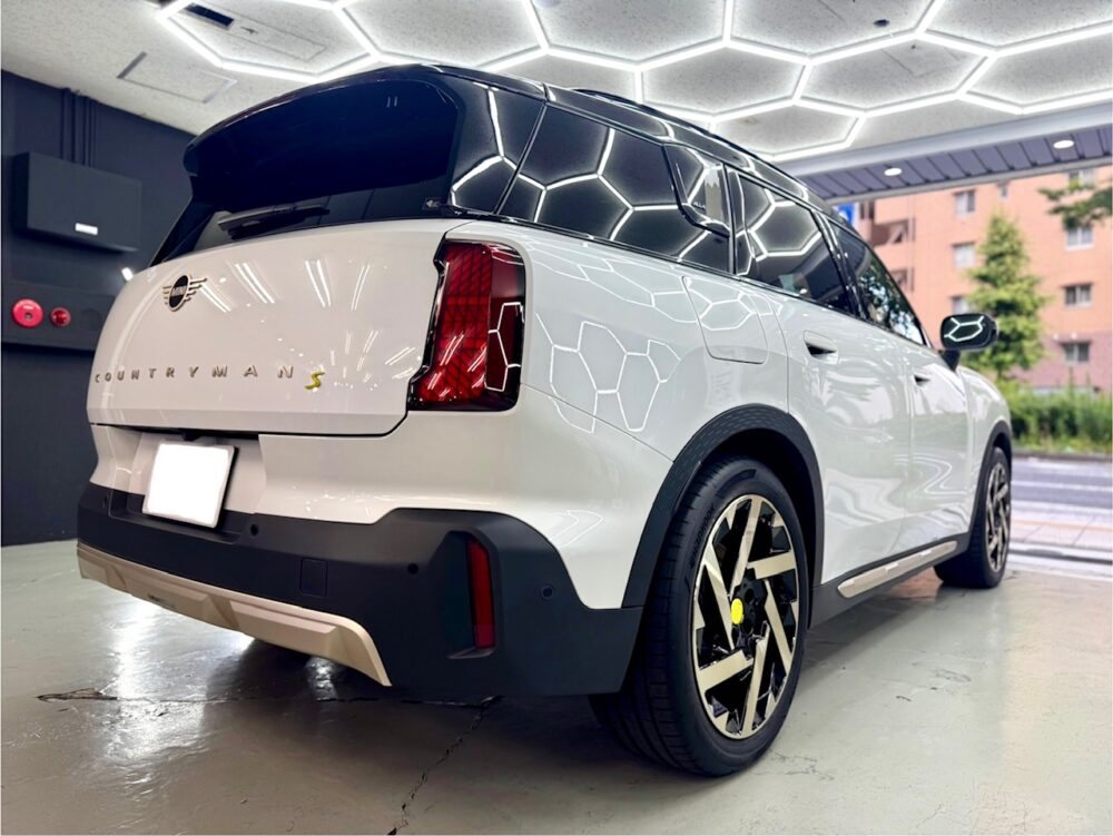 ミニ カントリーマン 洗車 コーティング 横浜 ランドマークタワー クイーンズスクエア横浜 赤レンガ倉庫 横浜中華街