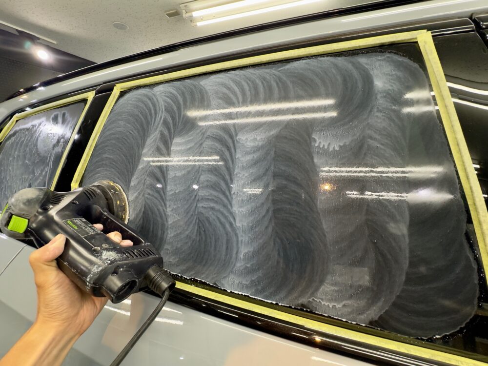 BMW X3 窓ガラス 油膜取り