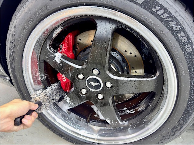 フォード マスタング ホイール 洗車 横浜