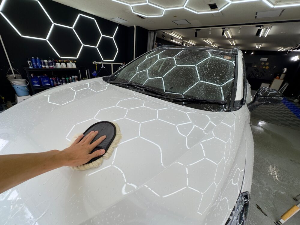 カローラクロス ムートン洗車 ムートングローブ 横浜