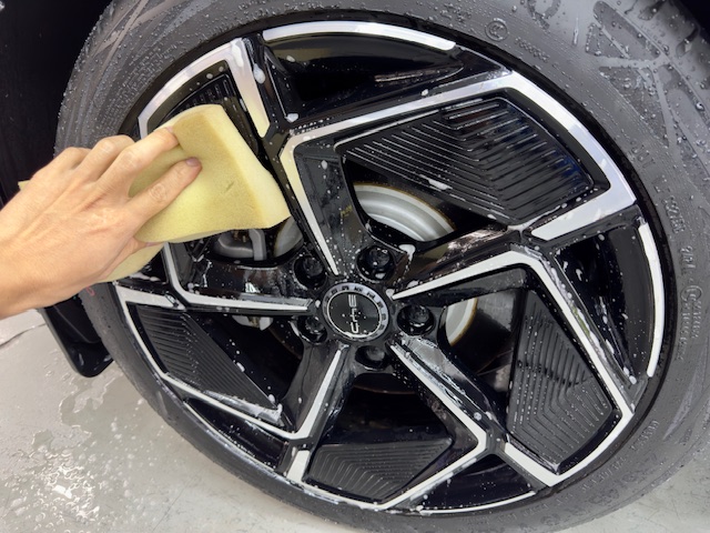 BYD シール ホイール 洗車 横浜