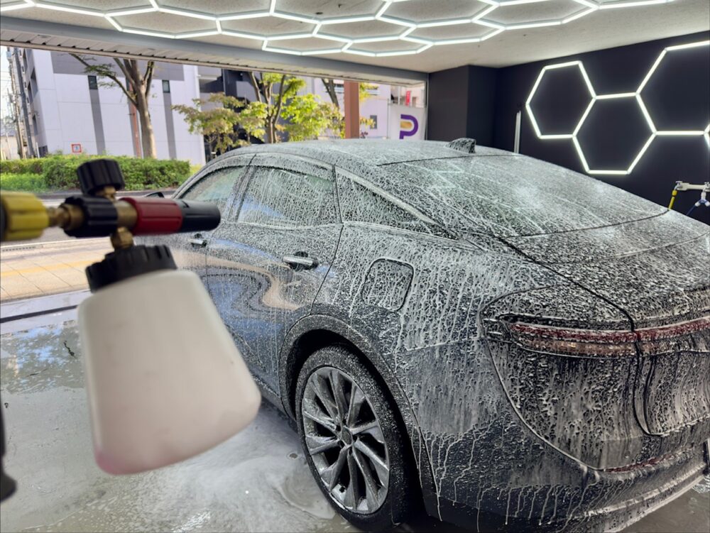 クラウンクロスオーバー フォームガン 中性シャンプー