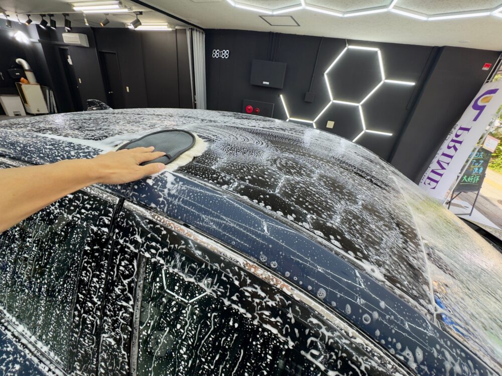 クラウンクロスオーバー ムートングローブ ムートン洗車 横浜