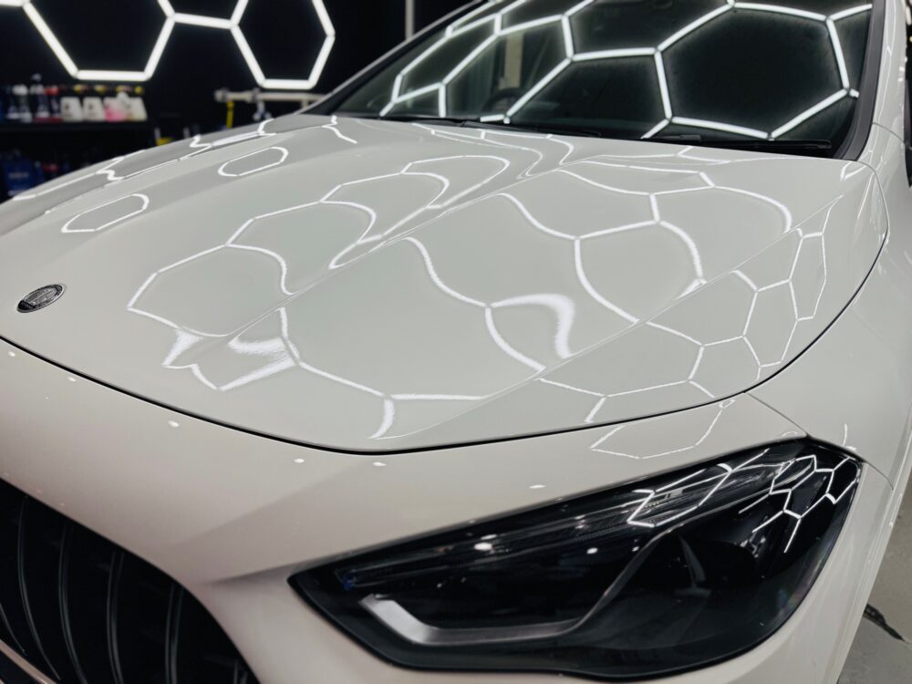 メルセデスベンツ GLA セラミックコーティング 艶感 光沢感