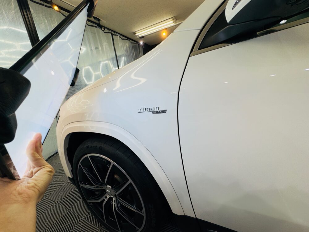 メルセデスベンツ GLA ディスカバリーライト ムラ確認