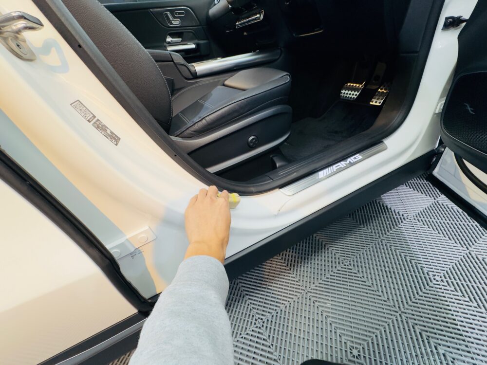 メルセデスベンツ GLA ドア内側コーティング 横浜