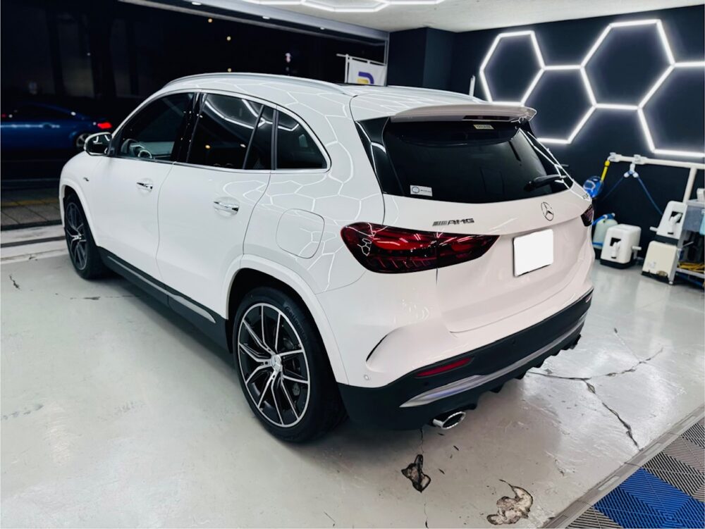 メルセデスベンツ GLA 手洗い洗車 横浜 西区