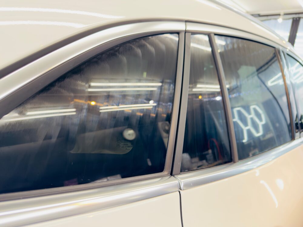 メルセデスベンツ GLA 窓ガラスコーティング 横浜