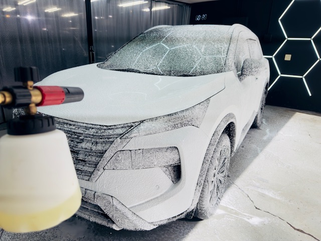 日産 エクストレイル 中性シャンプー フォームガン