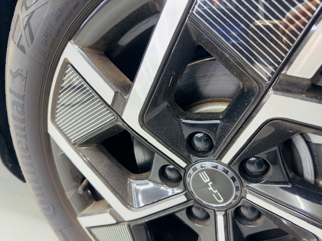 BYD アット３ ホイール 汚れ