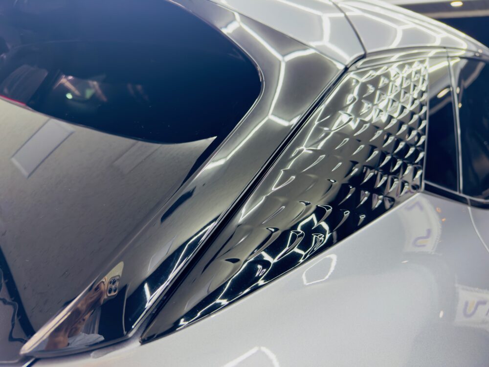 BYD アット３ ボディー 洗車後