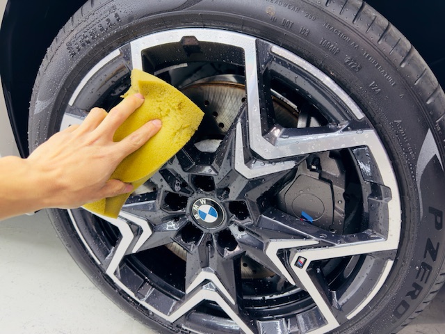 BMW X2 ホイール 洗車