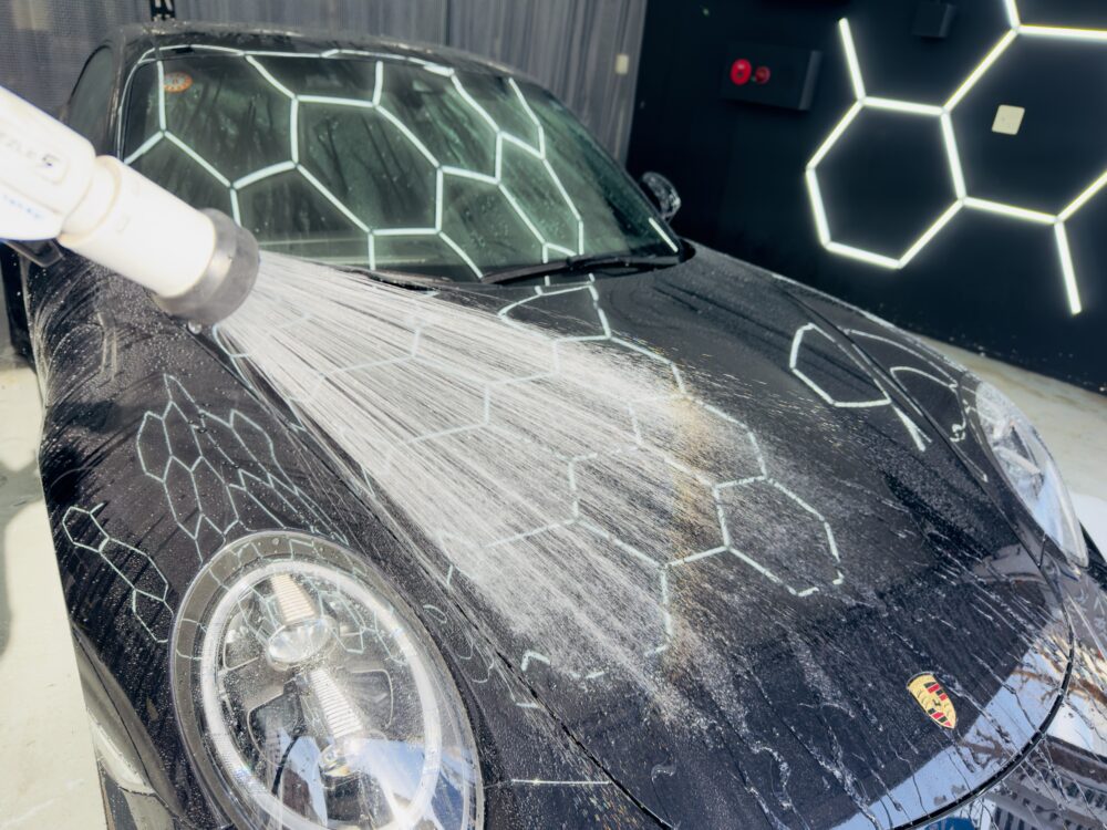 ポルシェ911 純水洗車 横浜