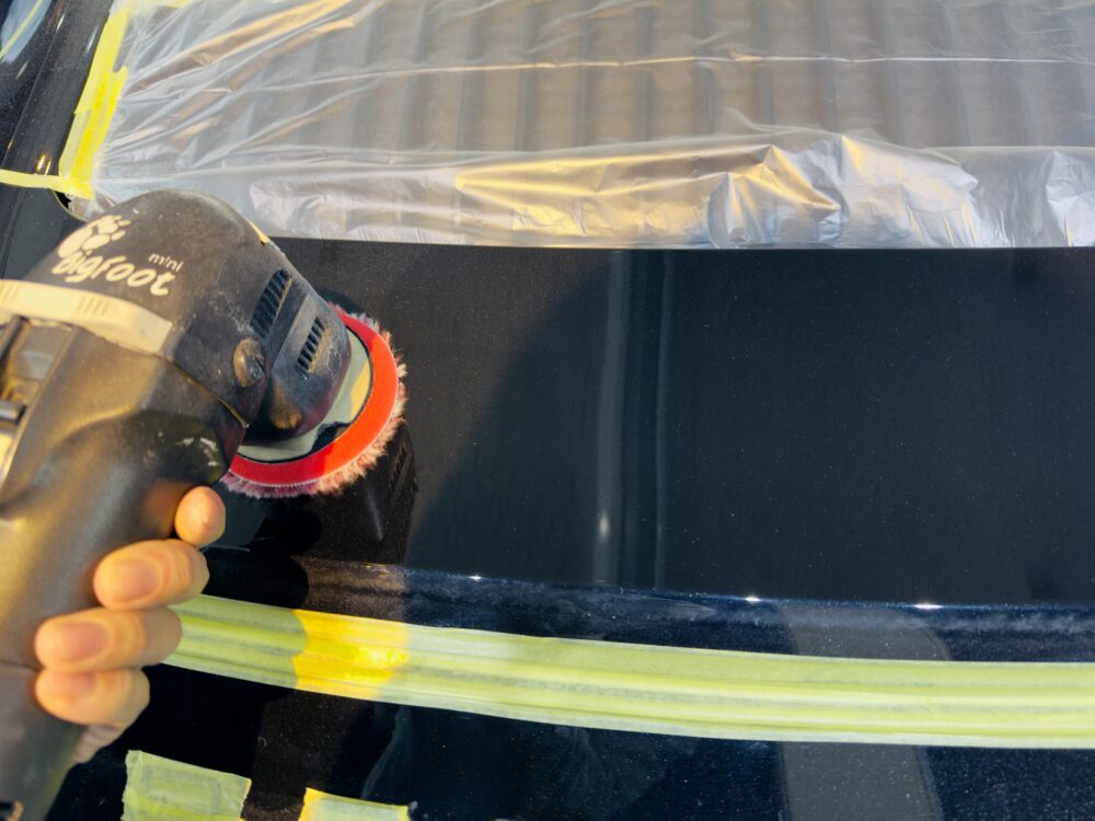 ポルシェ911 研磨作業 磨き ポリッシャー バフ コンパウンド