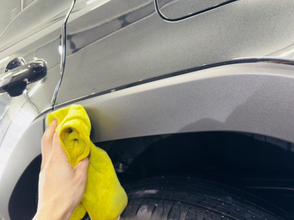 レクサス GX 樹脂パーツ 酸性溶剤 クリーニング