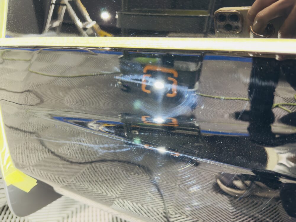 ランドクルーザー300 LEDライト 傷確認