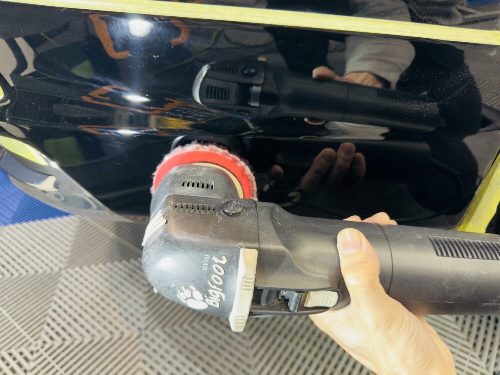 ランドクルーザー300 傷磨き 横浜