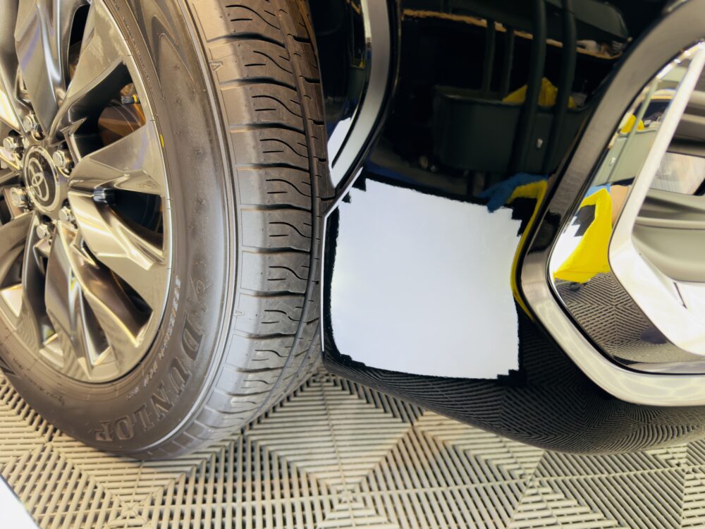 ランドクルーザー300 ディスカバリーライト 横浜